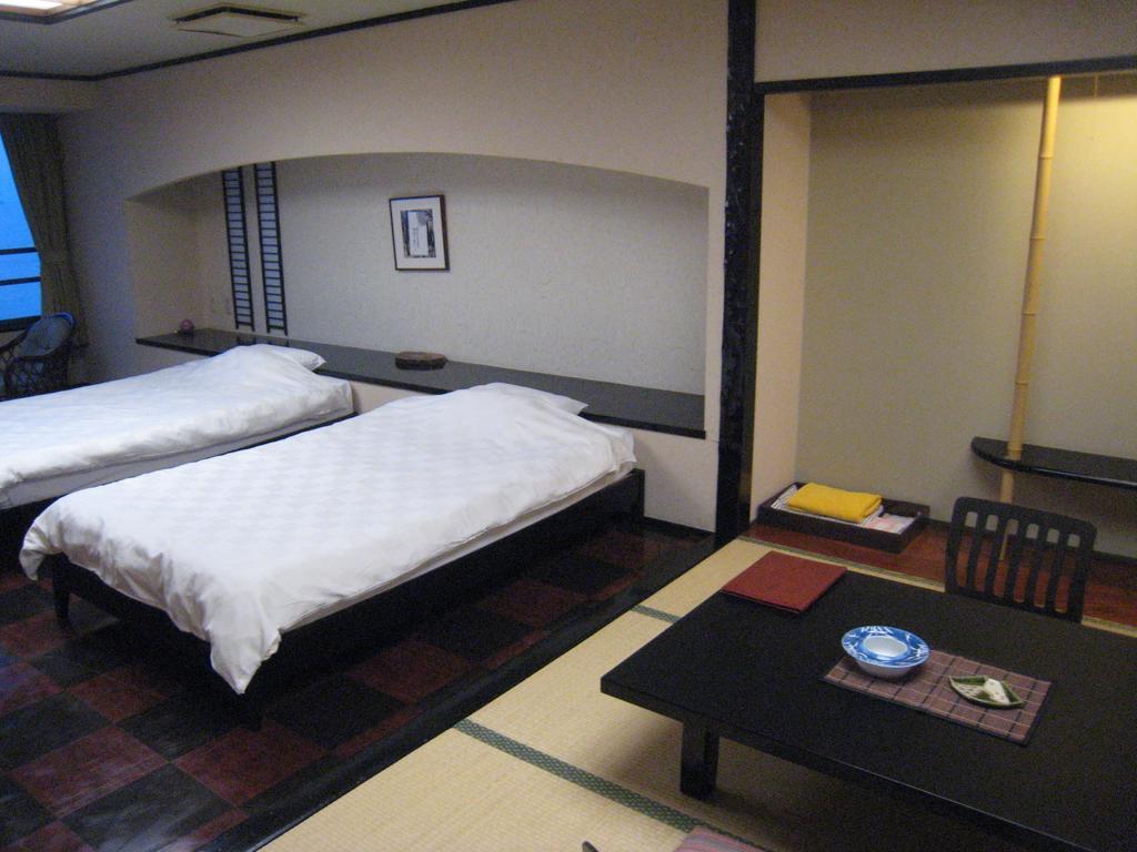 Utsumionsen Ichizu Hotel Aichi Kültér fotó
